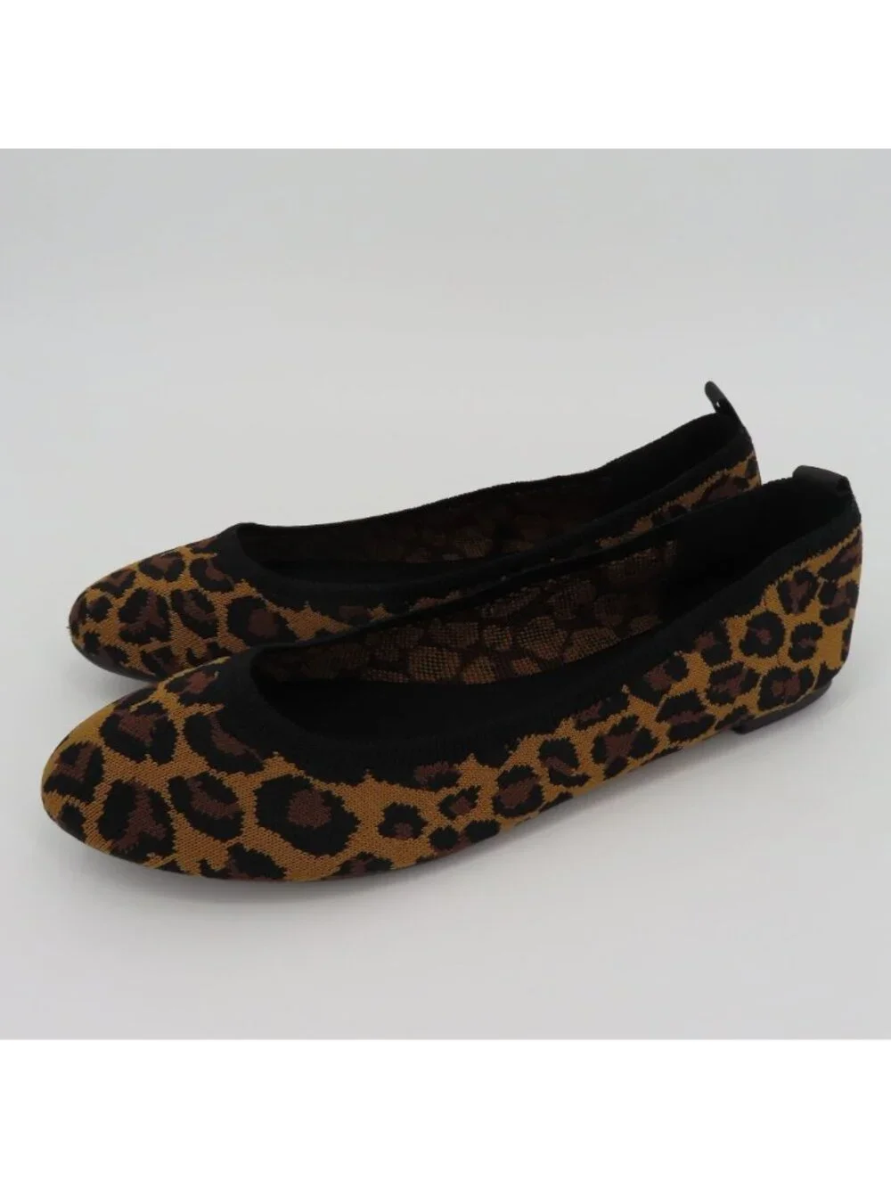 MIA Women 8.5 M EVANNA Leopard Cheetah Animal Print Round Toe Ballet Flat Shoes